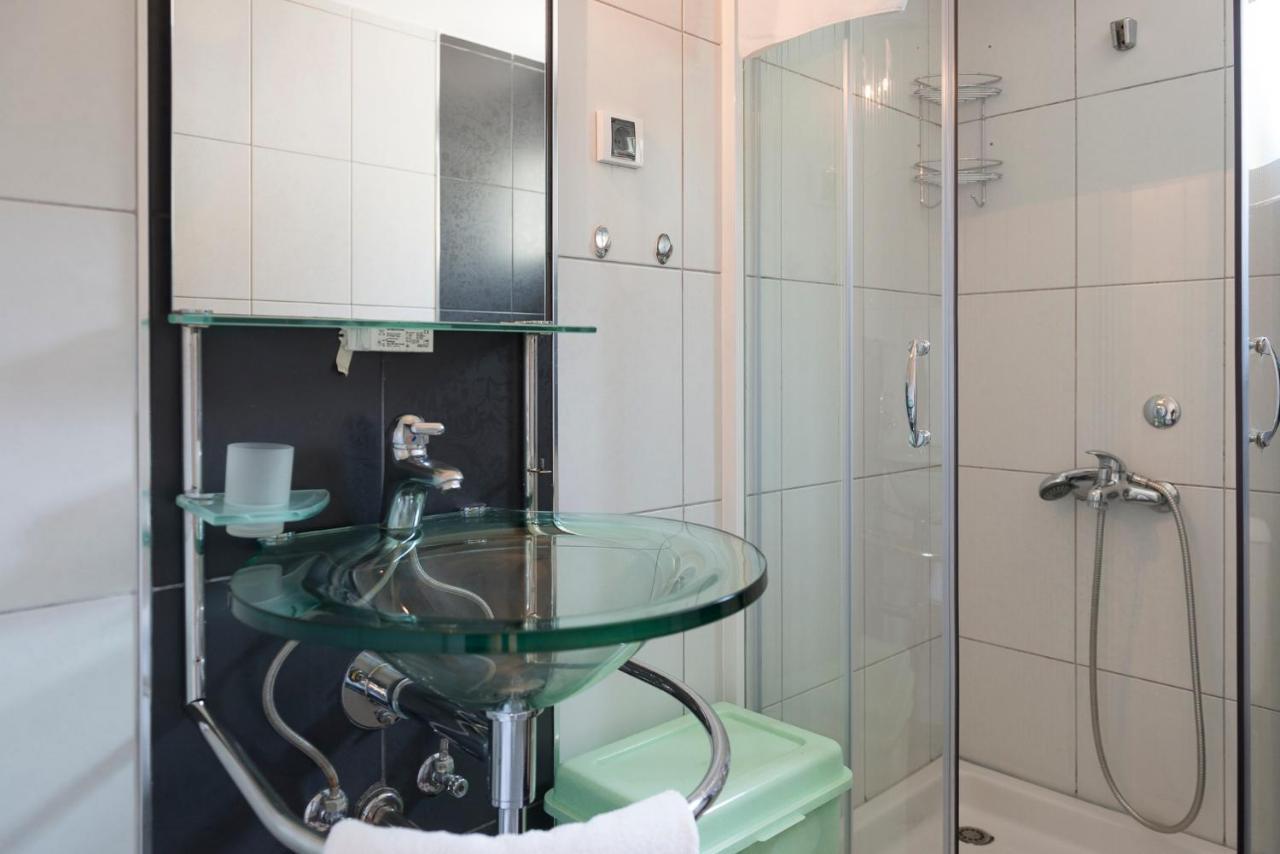 Green Home Apartments Kotor Kültér fotó